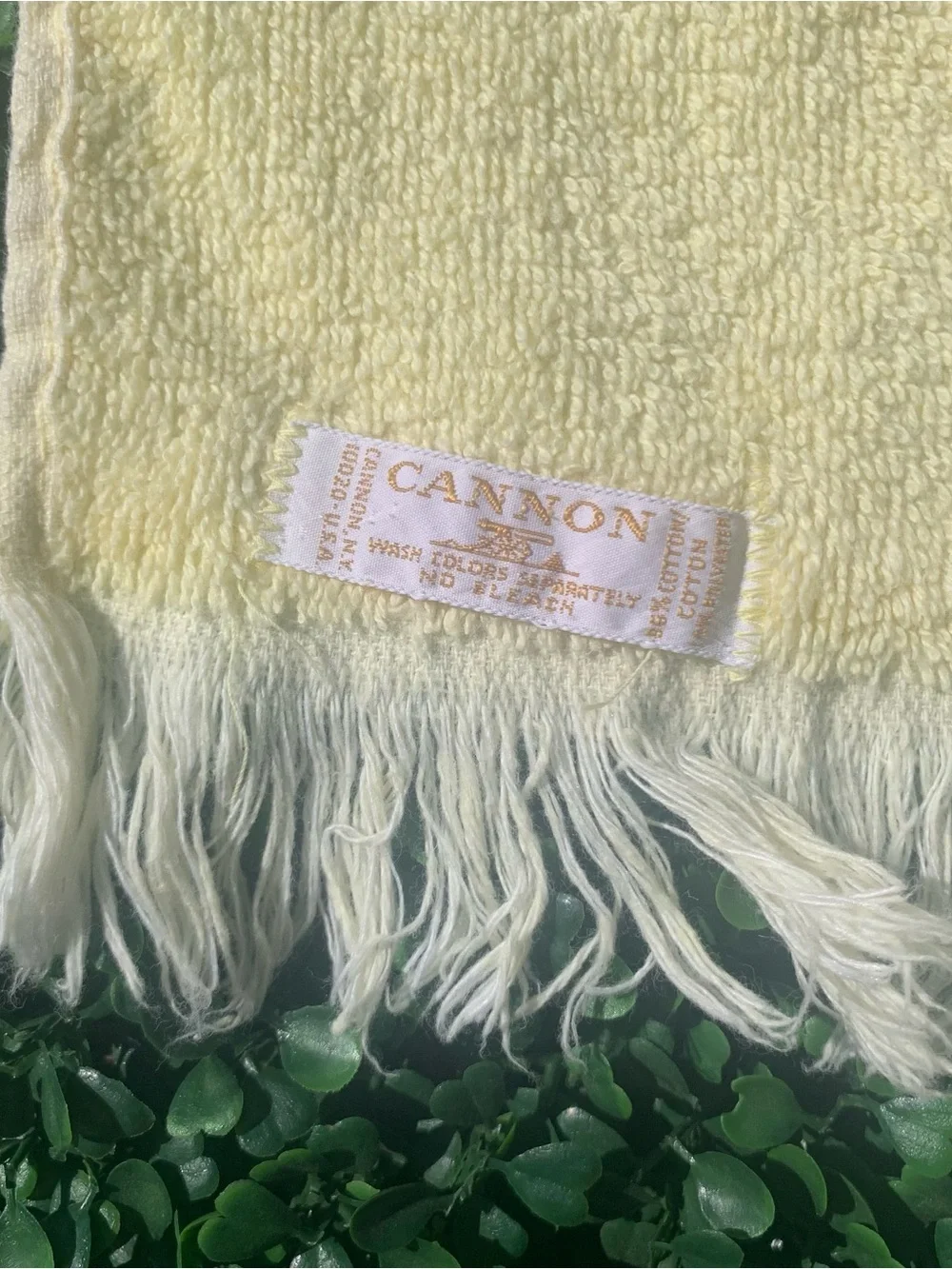 Vintage 70s Cannon yellow orange & red floral Bath Hand Towel & Washcloth Set